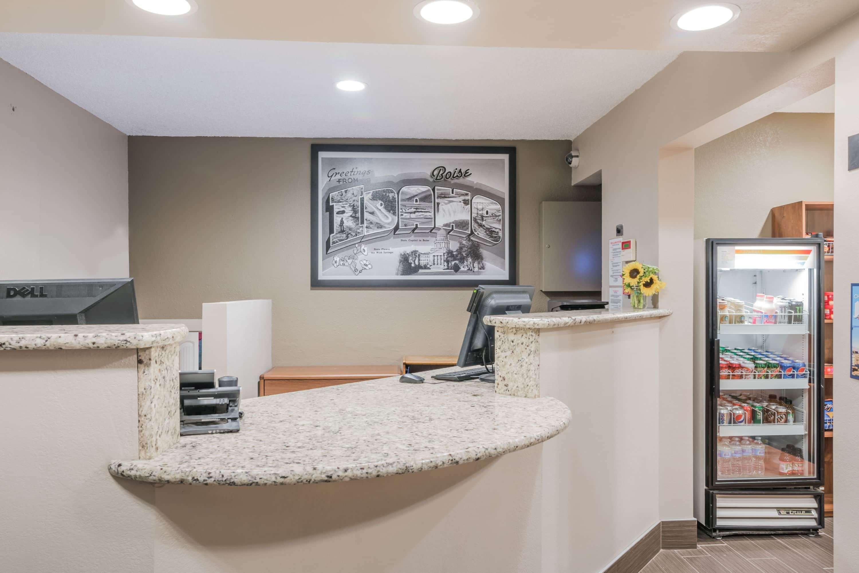 Hotel Super 8 By Wyndham Boise Extérieur photo
