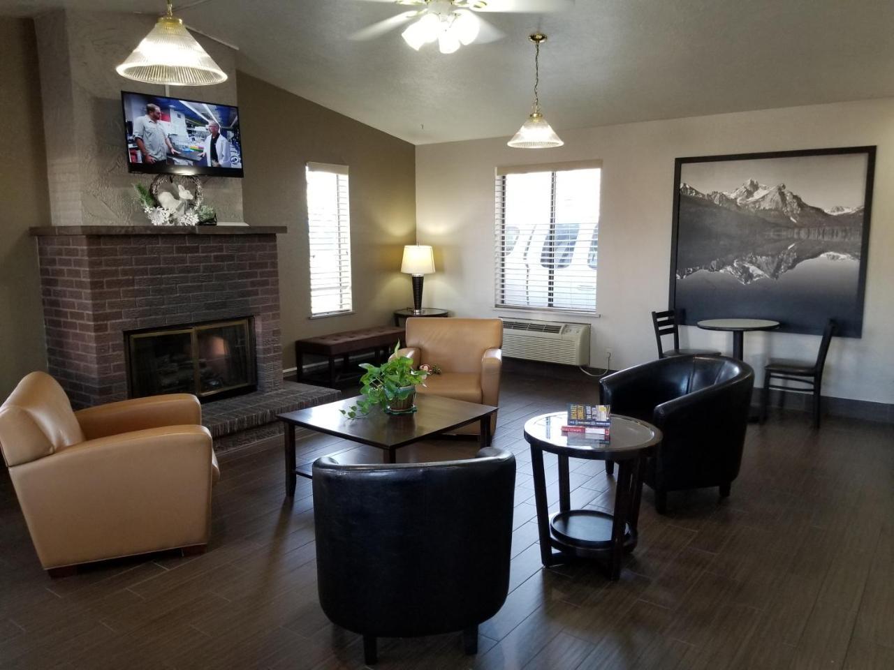 Hotel Super 8 By Wyndham Boise Extérieur photo