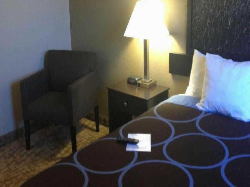 Hotel Super 8 By Wyndham Boise Extérieur photo