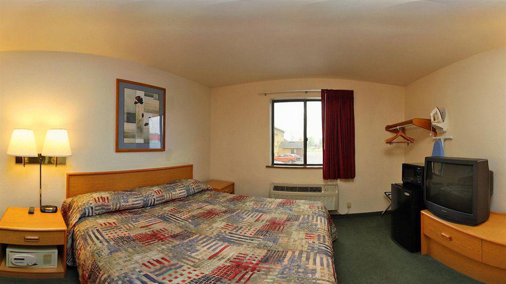 Hotel Super 8 By Wyndham Boise Extérieur photo